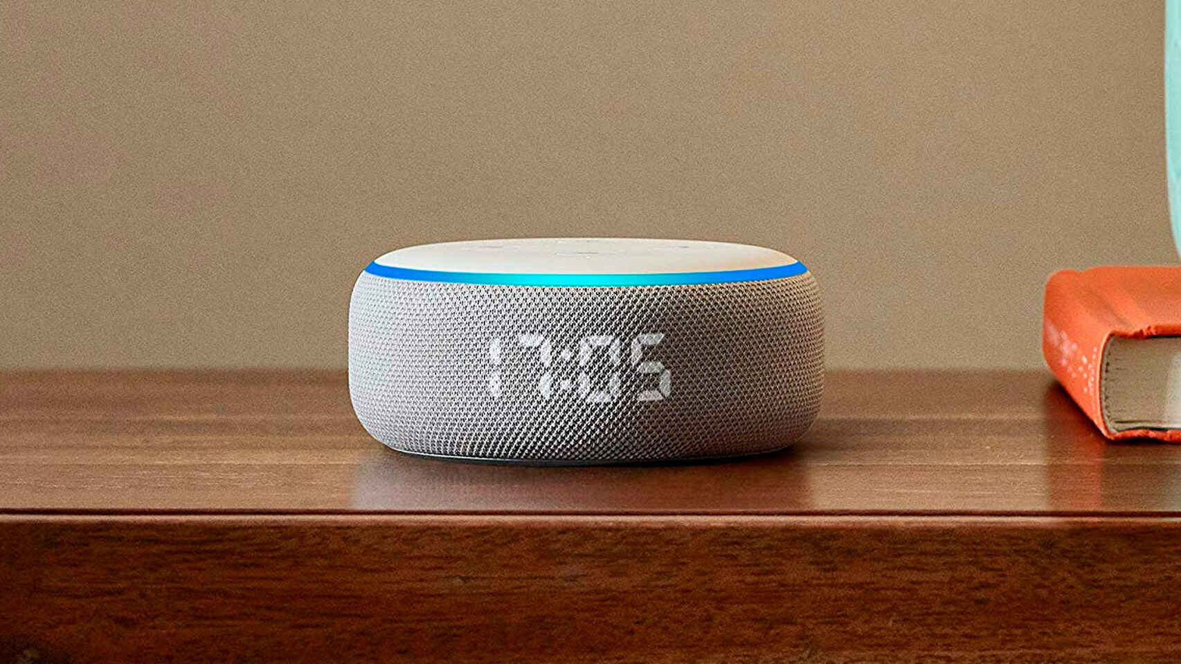 ¿Sabías que Alexa almacena todo lo que le dices? Así puedes escucharlo y borrarlo