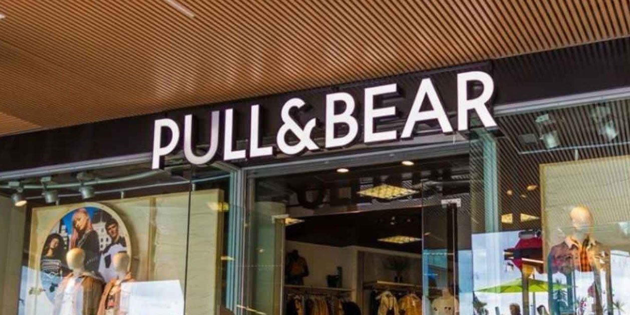 La papallona al nou jersei calat de Pull&Bear ens ha enamorat