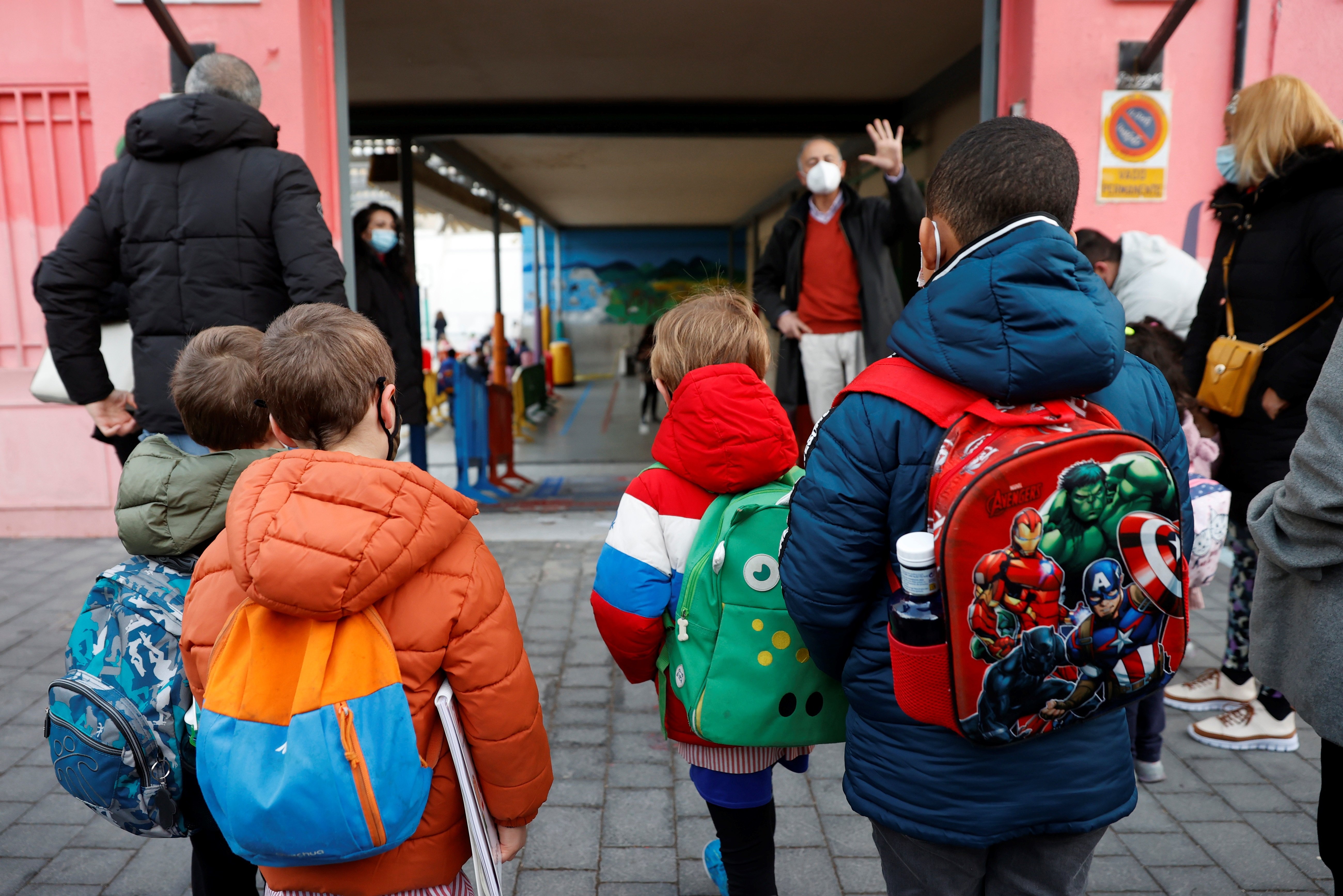 Educació notifica 90.309 confinats per covid en l'àmbit escolar