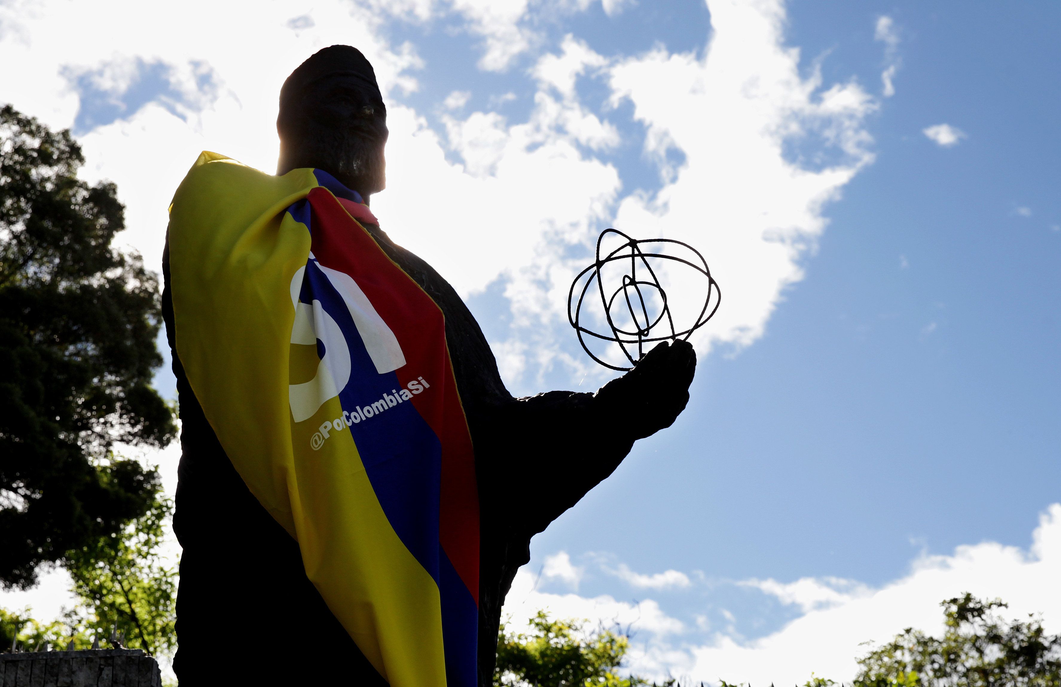 Les FARC i el govern de Colòmbia acorden l'alto el foc definitiu