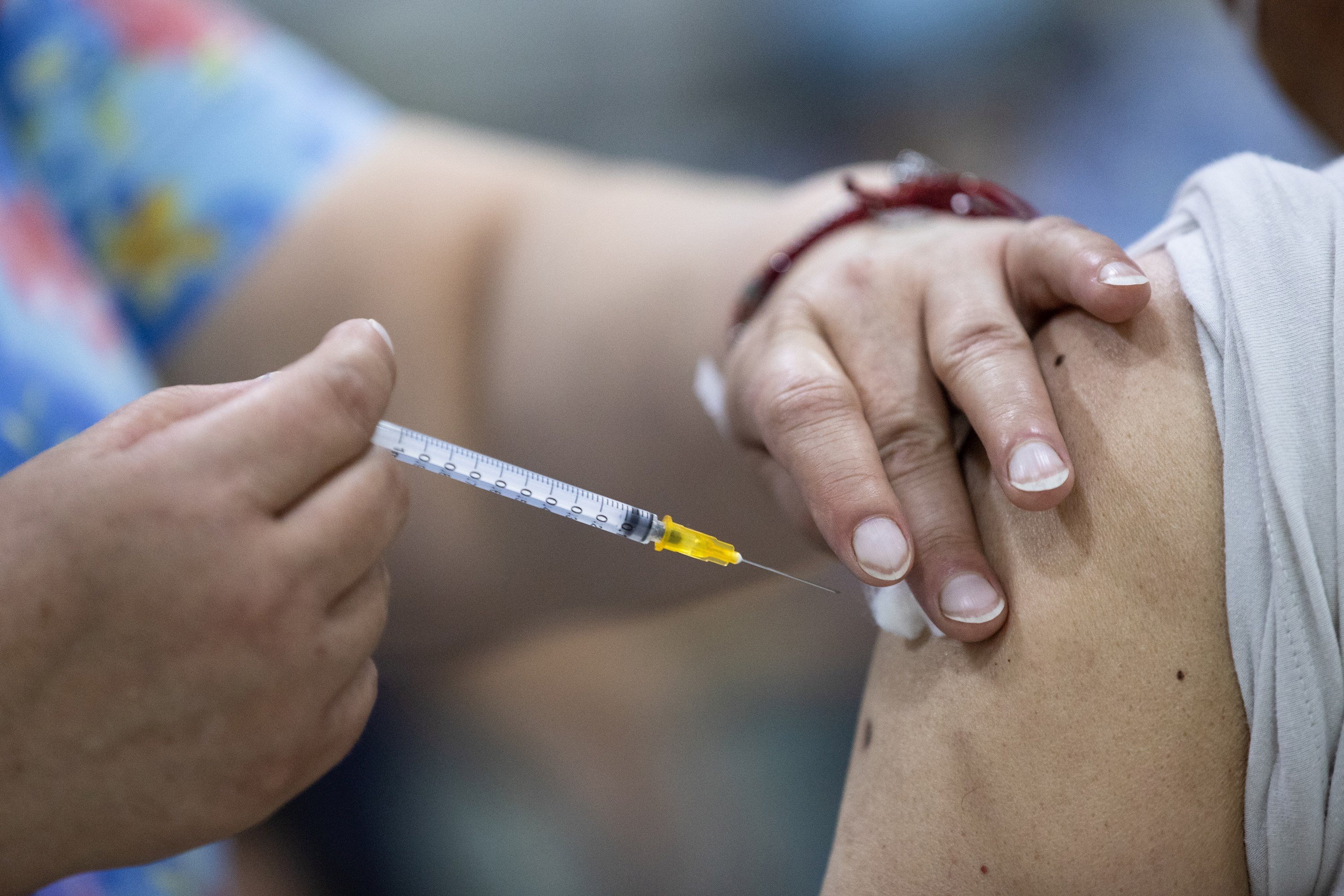 El Quebec estudia un impost a les persones que no es vacunin contra la covid