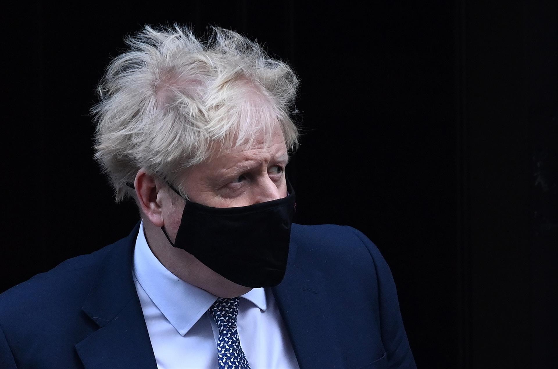 Johnson se disculpa por la fiesta de Downing Street: "Creía que era por trabajo"