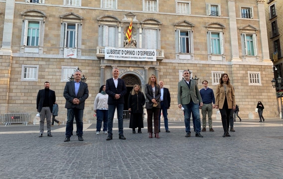 Valents ficha a exdiputados de Cs para intentar extenderse en Girona y Lleida