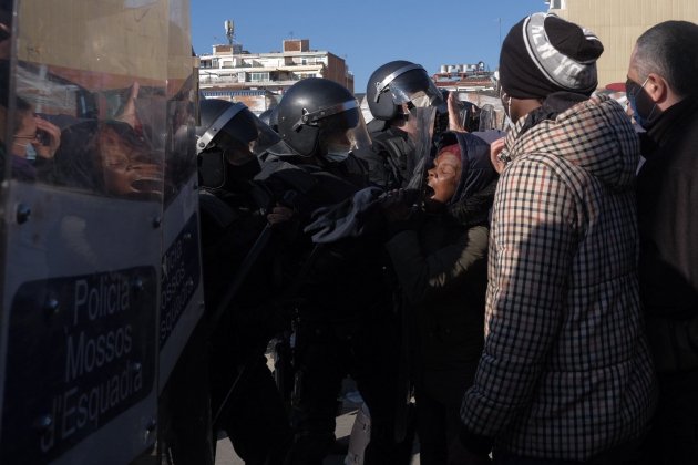 cargas policiales nave badalona Carlos Baglietto