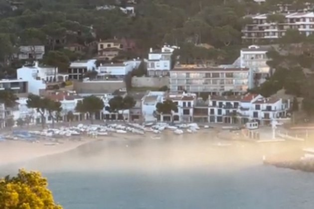 Mar fumejant Llafranc / Foto: Twitter @Galceradresa Mar fumejant Llafranc / Foto: Twitter @Galceradresa