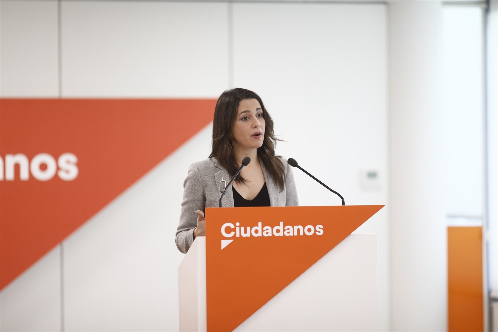 Arrimadas guanya les primàries de Cs per candidata autonòmica