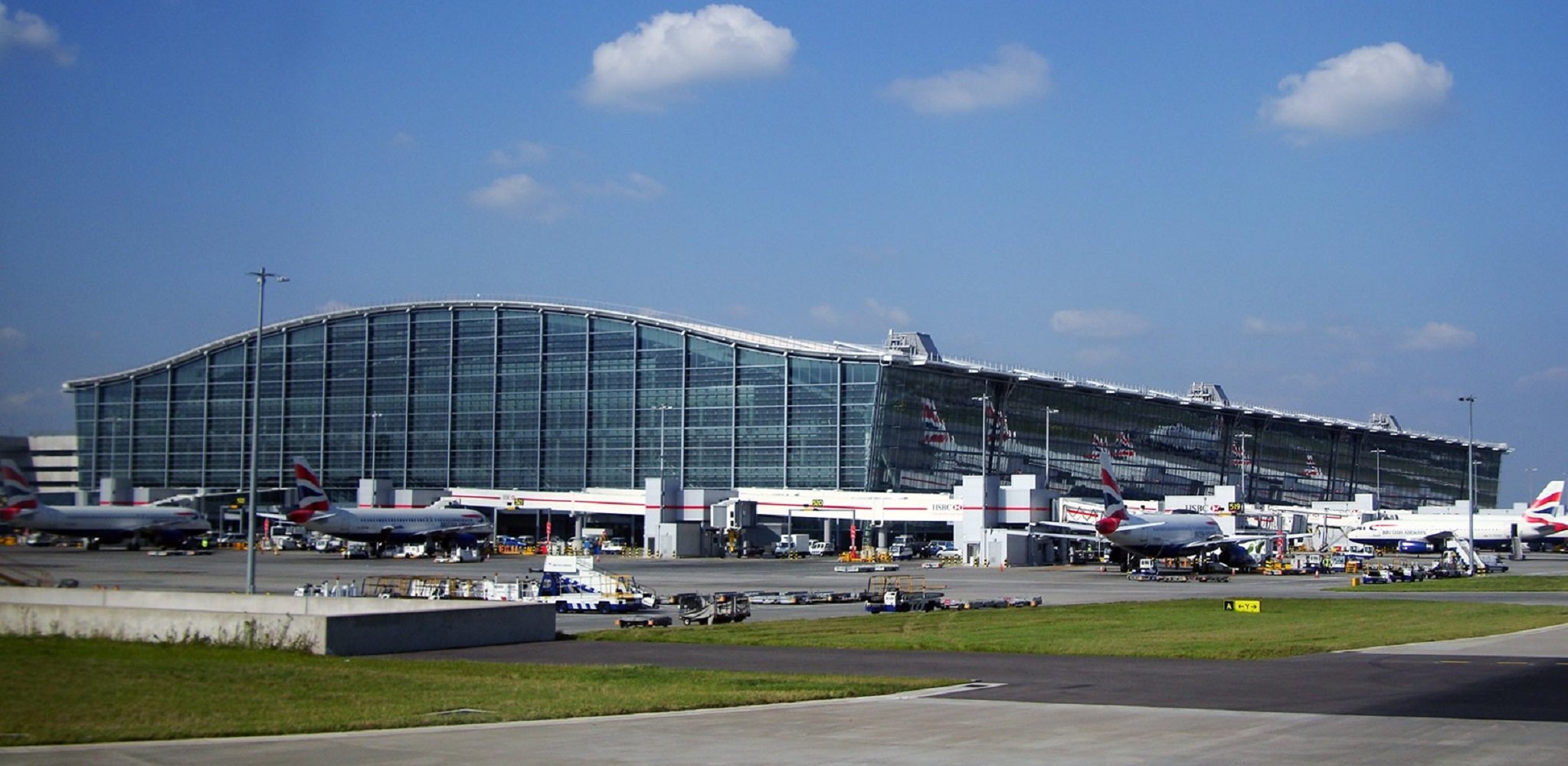 British Airways cancela sus vuelos desde Heathrow y Gatwick por un fallo informático global