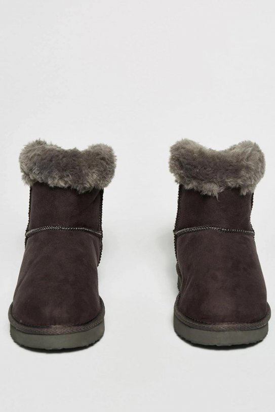 Son Sfera, recuerdan a las botas más de la marca lujo UGG y están rebajadas a 19,99...