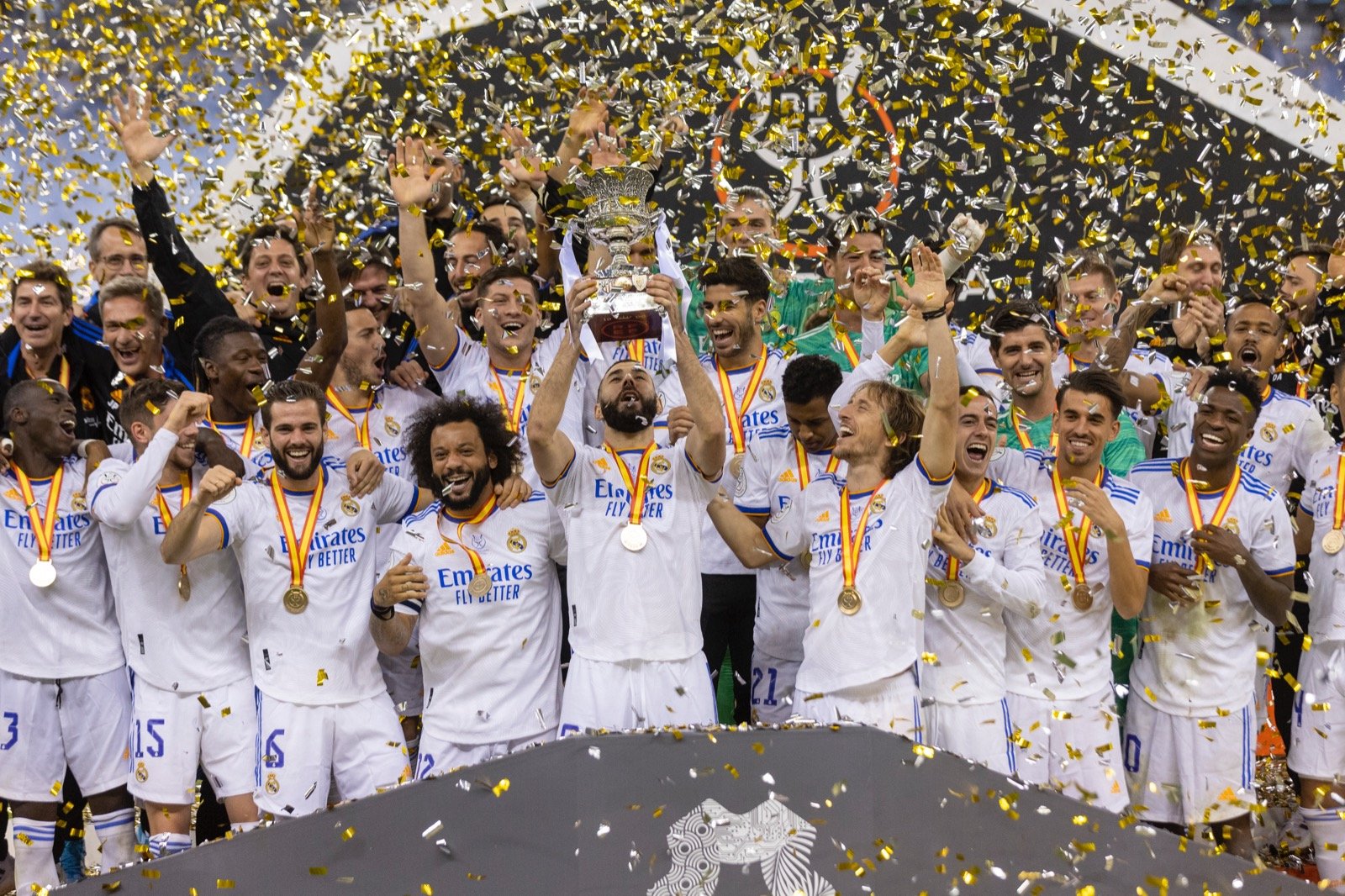 El Real Madrid silencia a los leones del Athletic Club y se lleva la Supercopa de España (0-2)
