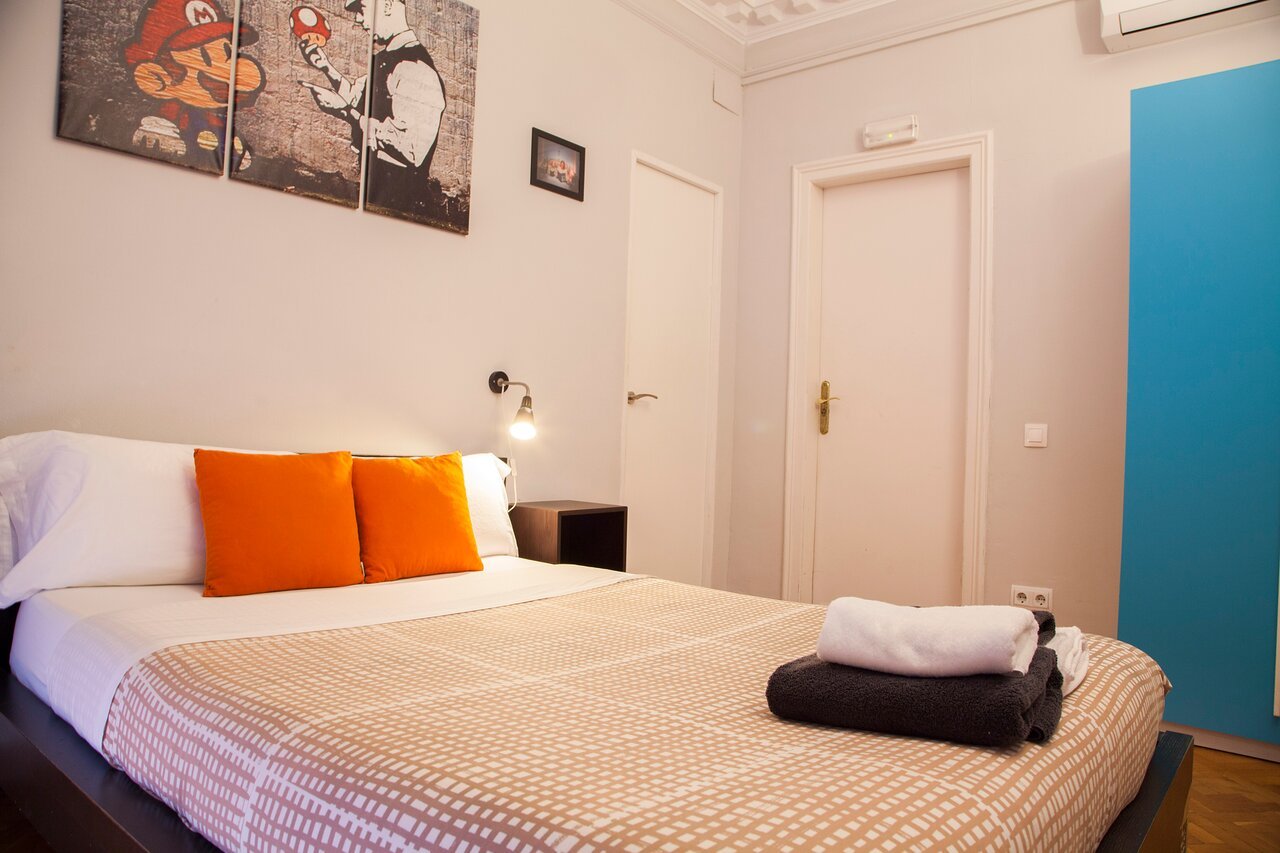 En Sarrià Booking ofrece alojamientos por menos de 50€ la noche para dos