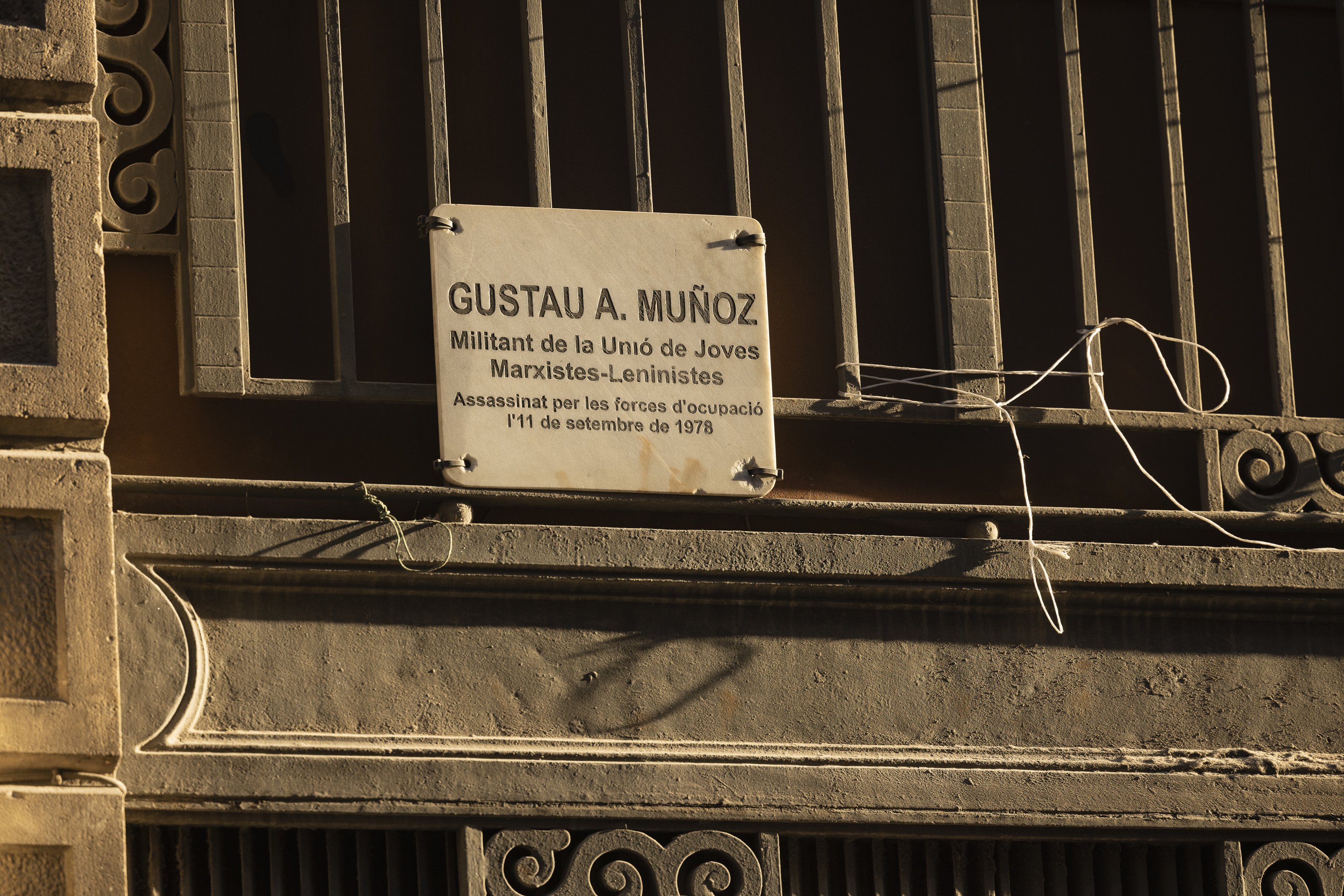 Gustau Muñoz: placa preservada, justícia pendent