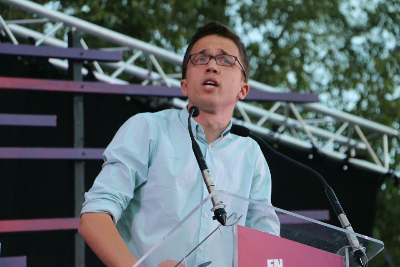 Errejón advierte al PP: "Empiecen a destruir documentos"