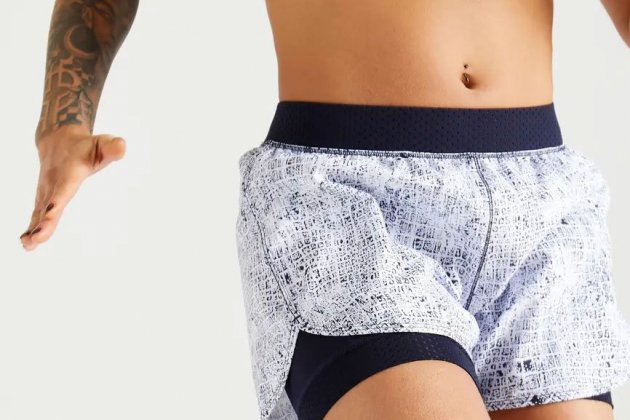 Decathlon tiene unas mallas para mujer antirrozaduras que se