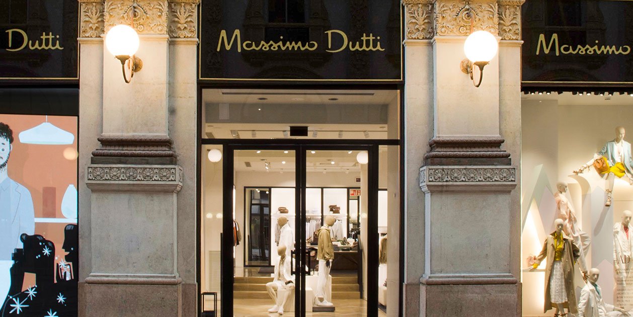 Massimo Dutti tiene el vestido más elegante para el verano, muy del estilo Reina Letizia