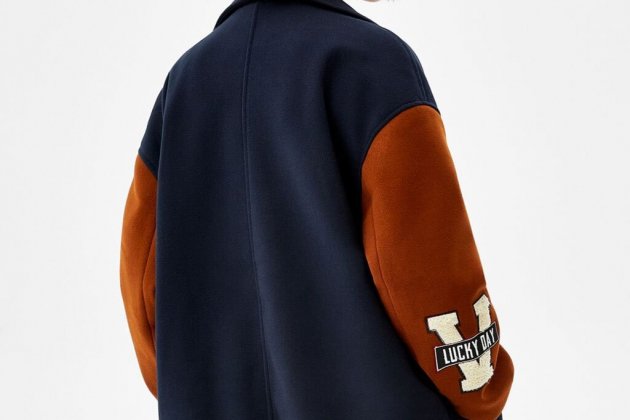 Abric varsity de Bershka1