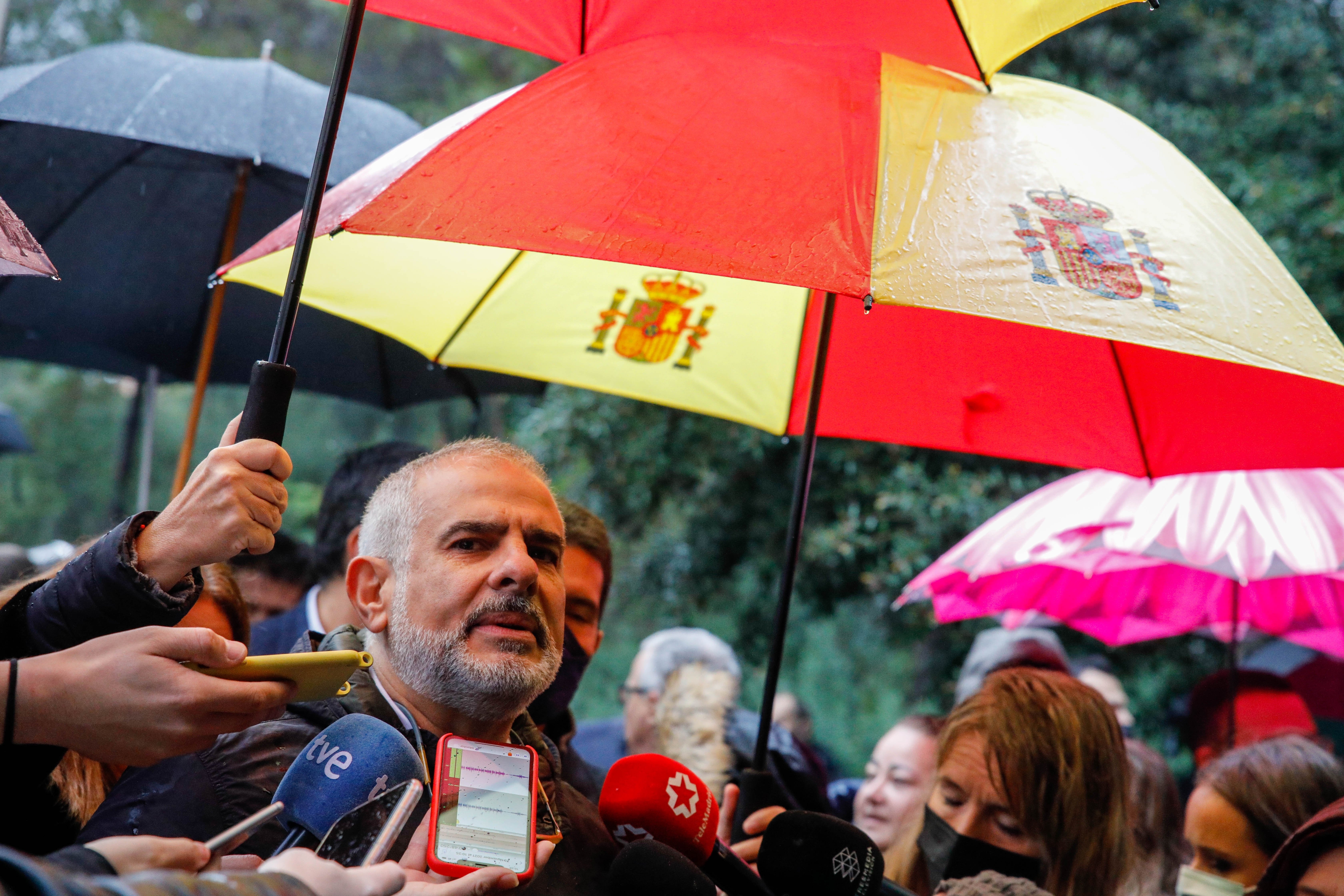 Cs anirà a Vic a provocar després que Erra prohibís una carpa contra la immersió