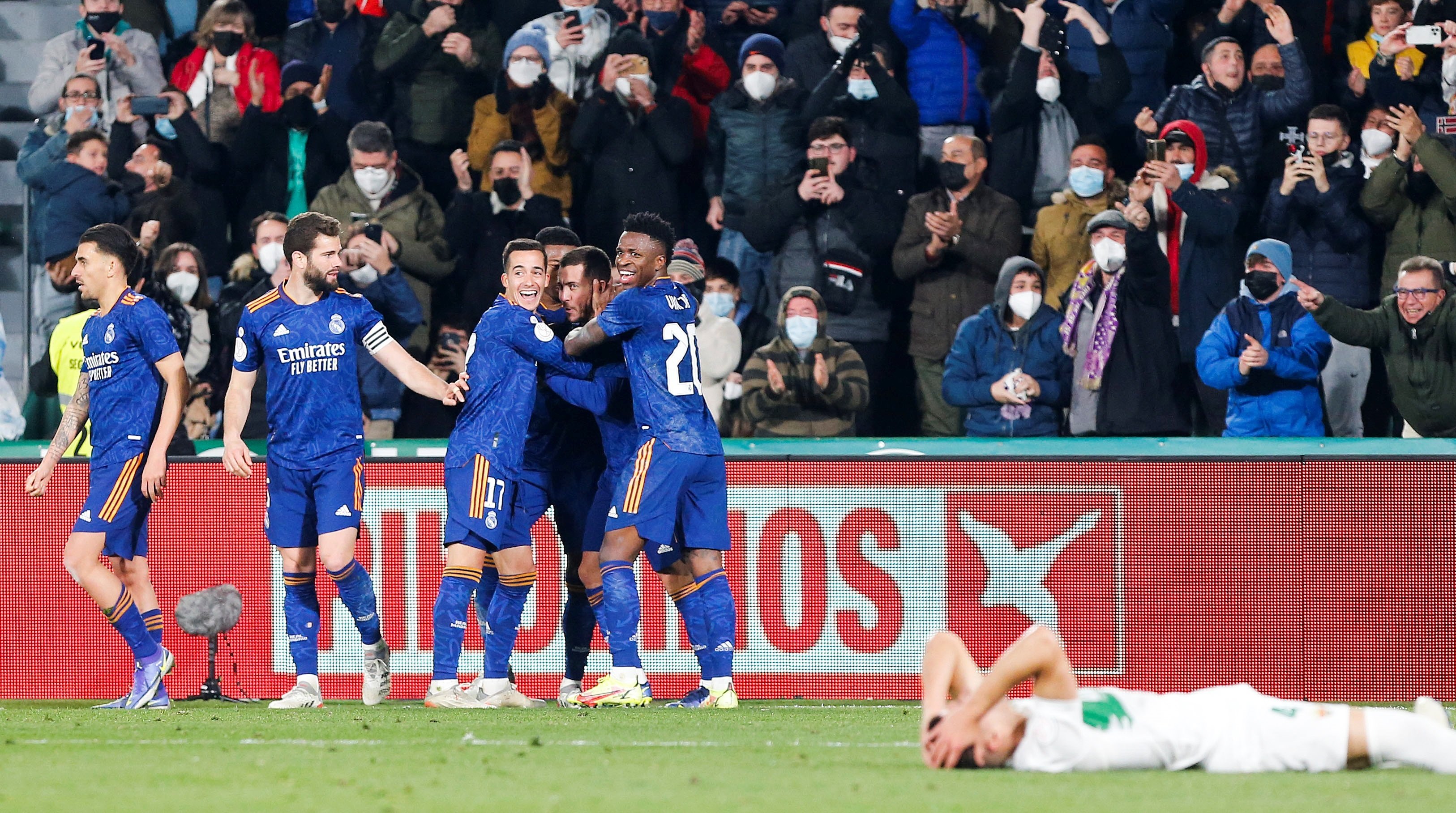 El Real Madrid elimina al Elche en la Copa del Rey y Florentino Pérez gana 20 millones (1-2)