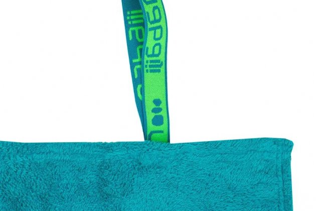 Tovallola blava de microfibra a la venda en Decathlon1