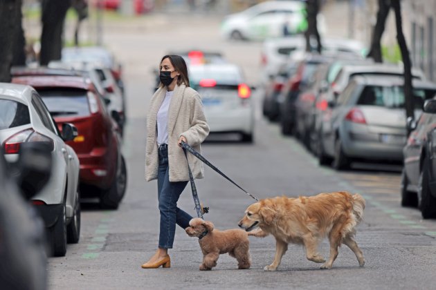 Tamara Falcó con sus perros low GTRES