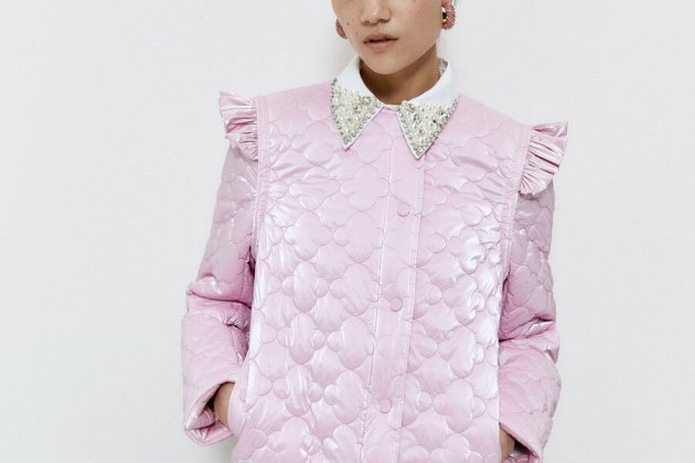 Parca esmorteïda amb màniga|manga|mànega desmuntable de Uterque1