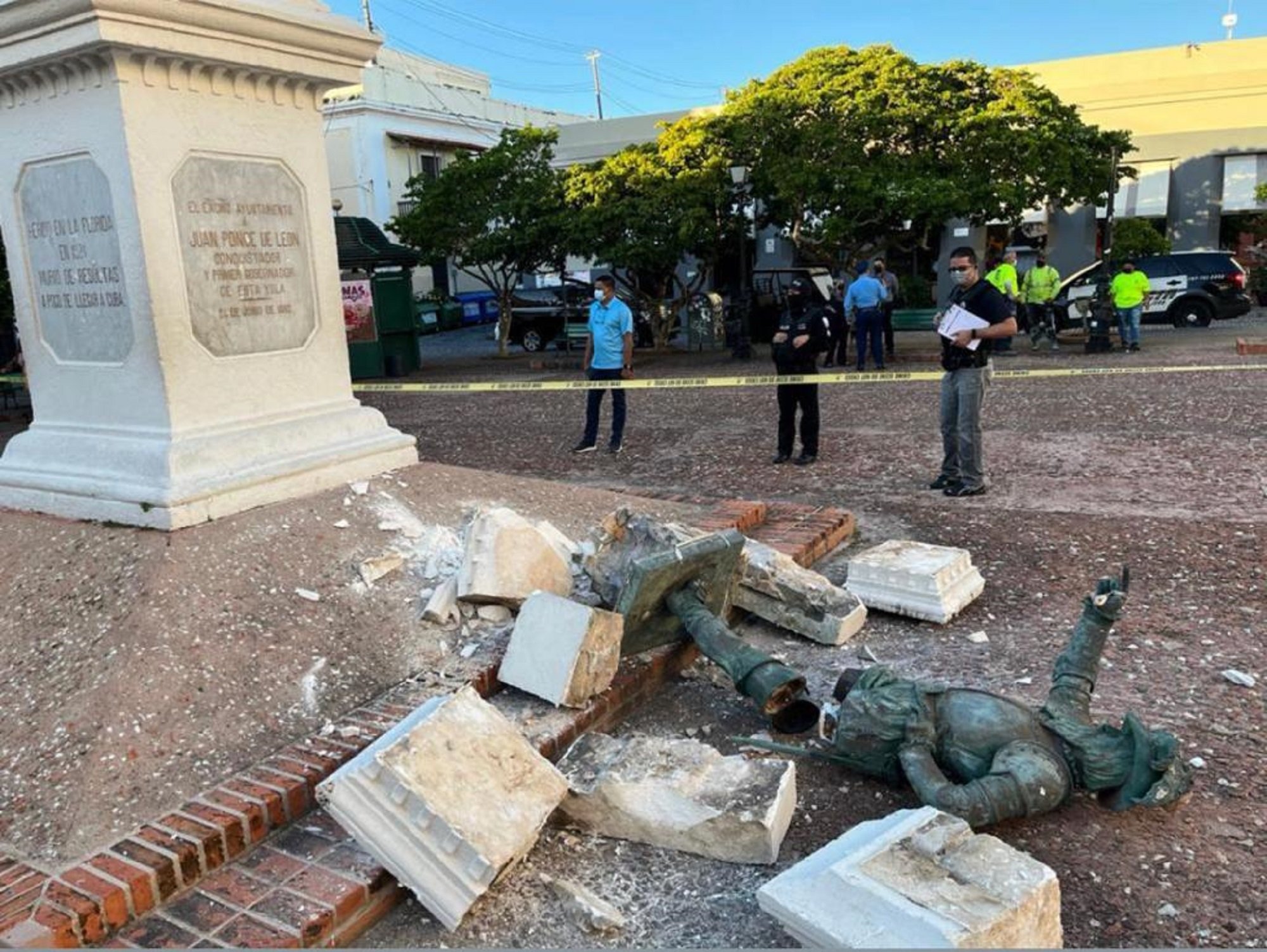 Derriban una estatua de un "invasor" español en Puerto Rico para recibir a Felipe VI