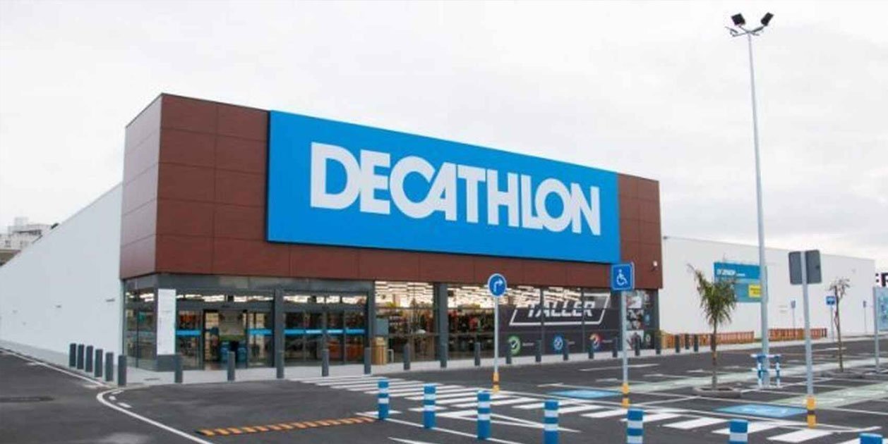 Decathlon té una samarreta per a dona que evacua la suor, 5 colors diferents