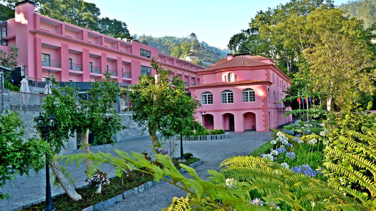 Un hotel de cinco estrellas en Madeira económico y sostenible