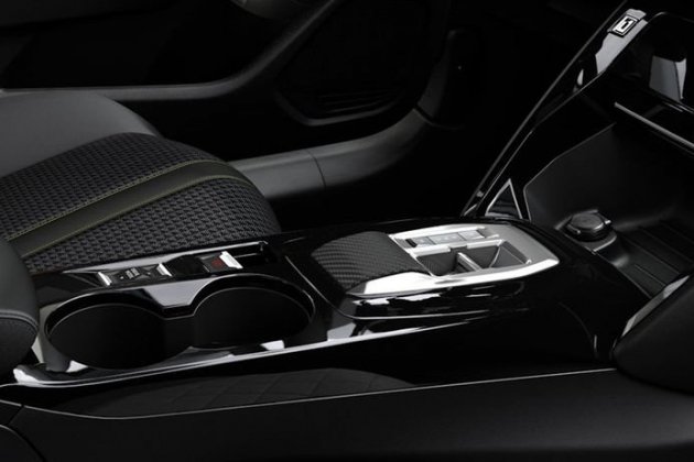 interior Peugeot 208