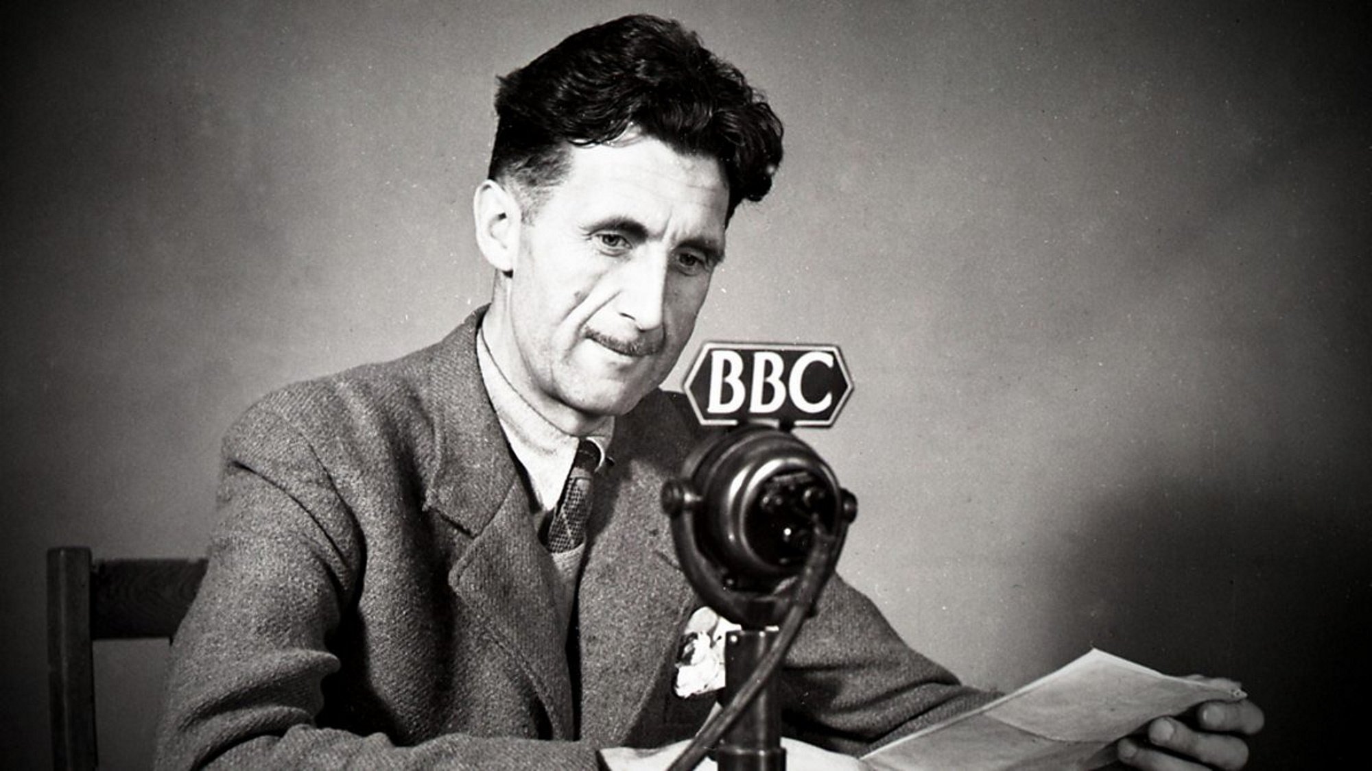 '1984' de George Orwell: distopia o realitat?