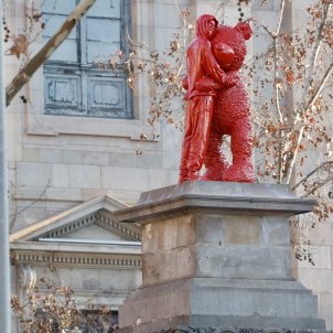 Reemplazan sin permiso la estatua de Antonio López con una antiesclavista