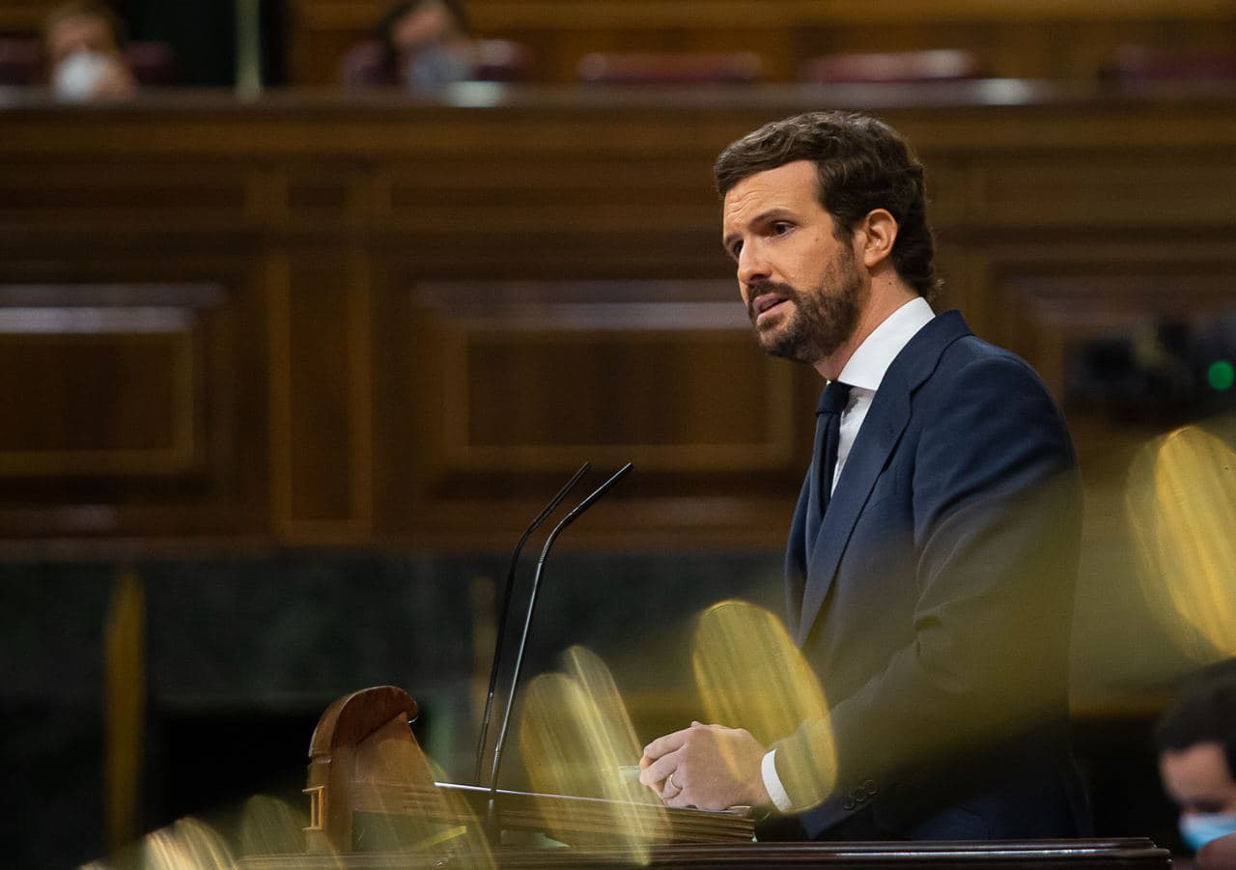 Casado convoca a la dirección del PP después de la concentración donde reclamaban su dimisión