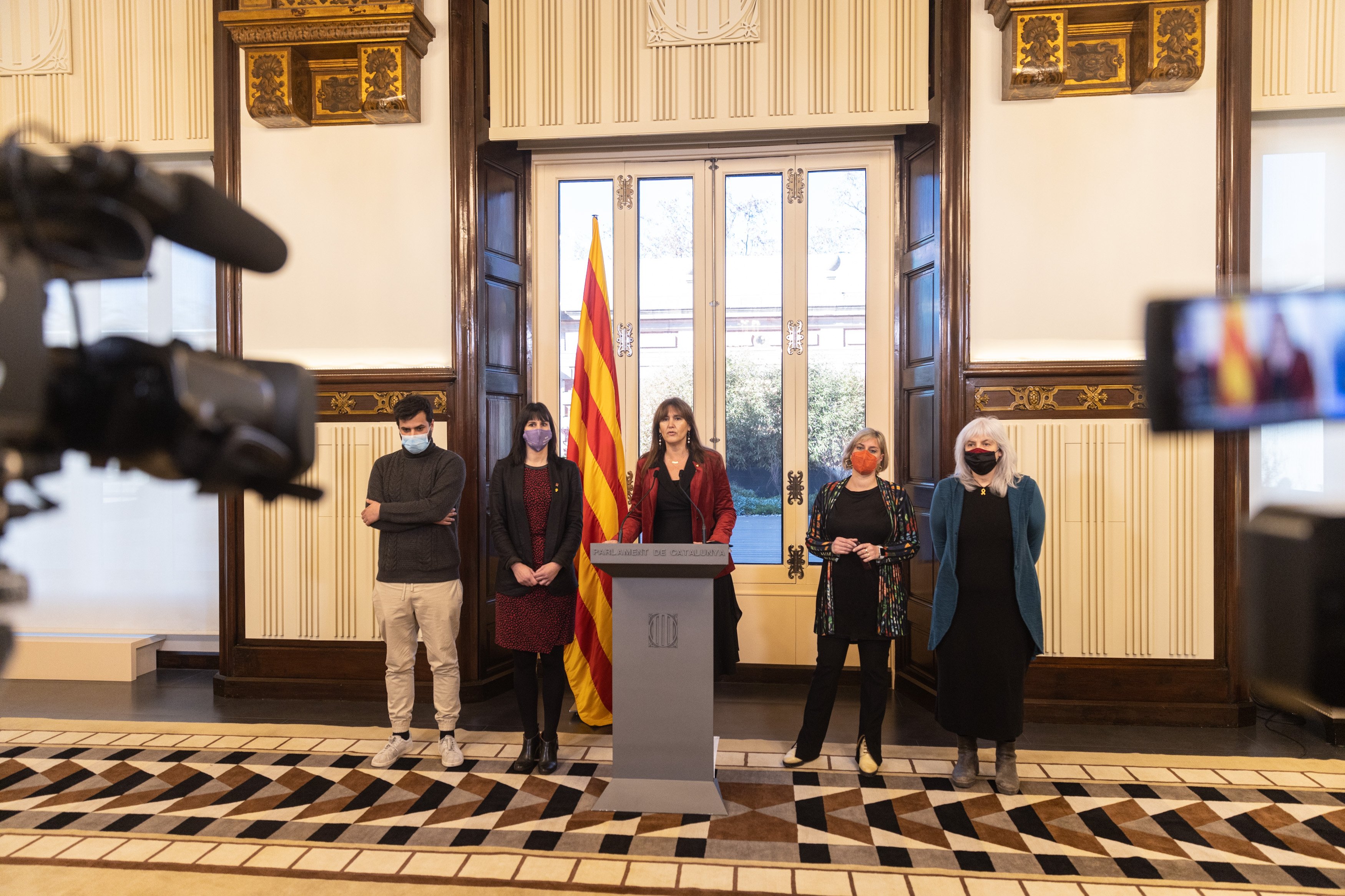 laura borras mesa parlament pau juvillà - Sergi Alcàzar