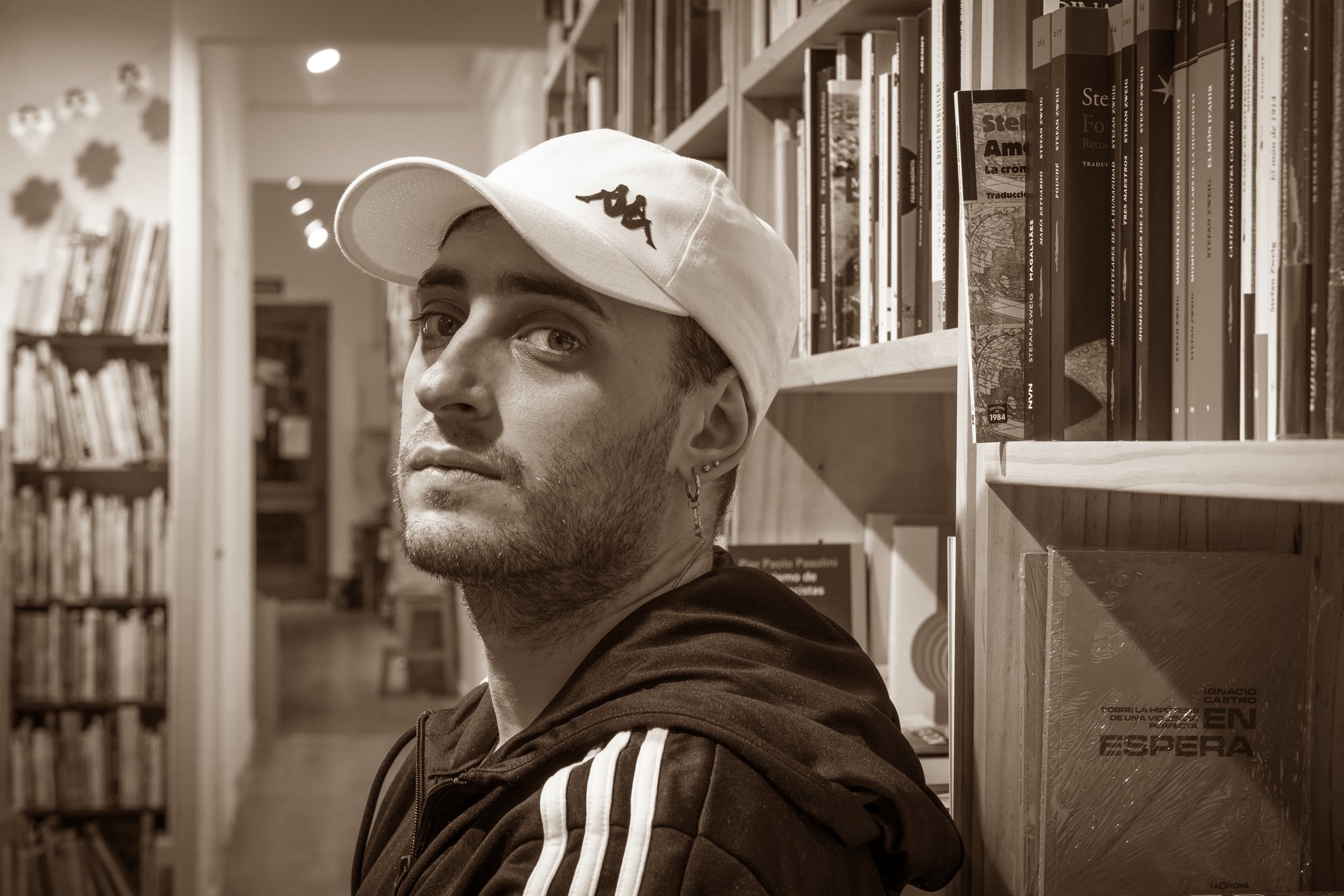 Blon: "M'hauria agradat fer una batalla de galls contra Bécquer o Serrat"