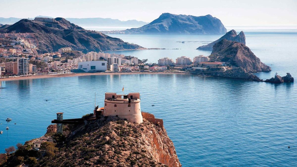 Hotels en Àguiles, una perla a la costa murciana