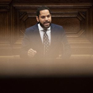 Maniobra 'in extremis' de Vox, Cs i PP per torpedinar la llei sobre el català