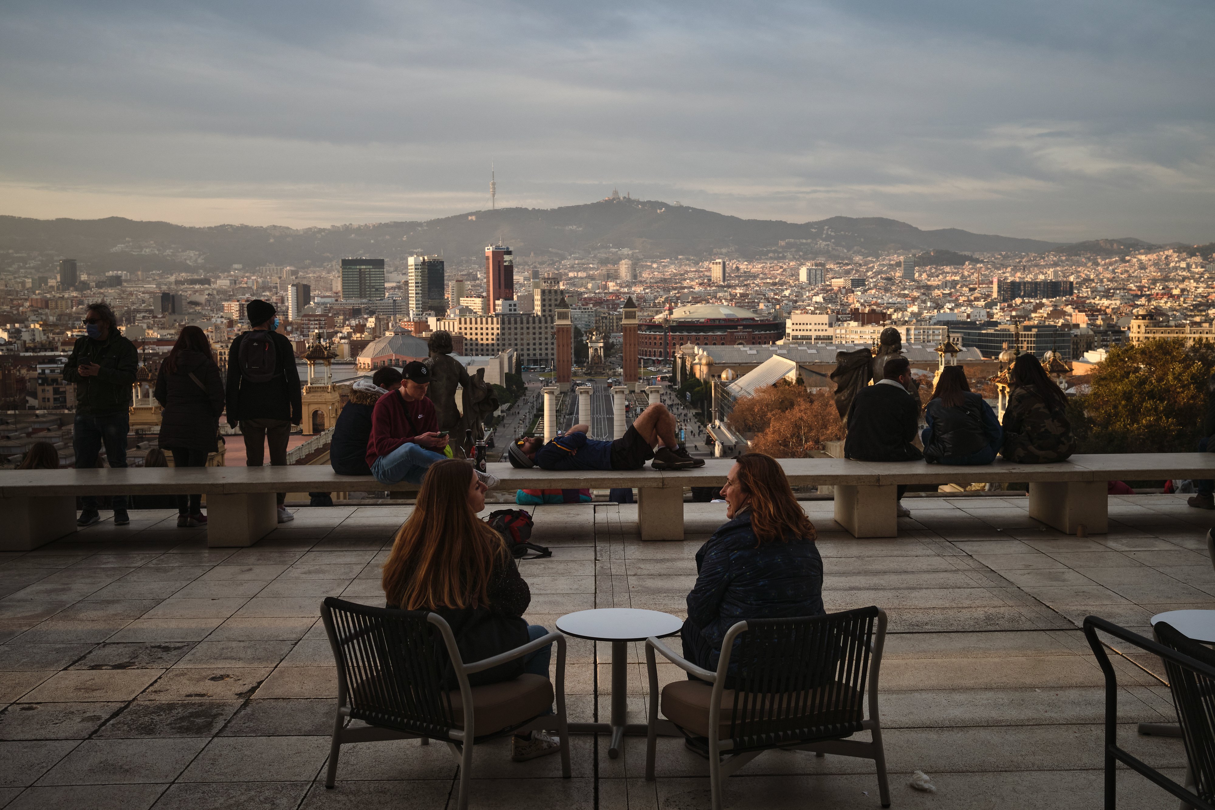 Barcelona pide al Estado la transferencia de más de 1.000 inmuebles de la Sareb