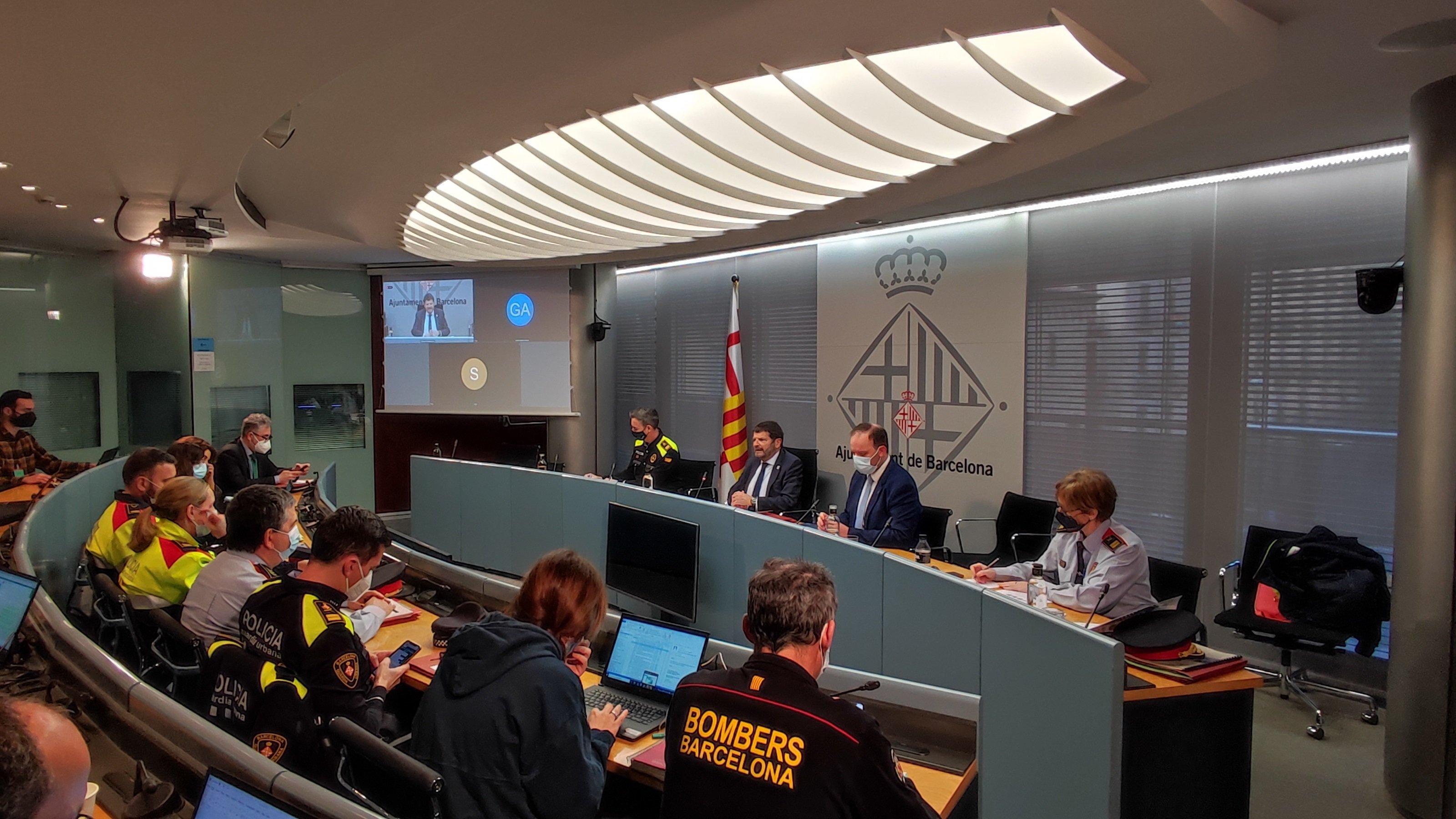 Batlle encuentra excusas ante la inseguridad como primer problema de Barcelona