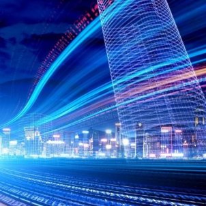 La 5G, el somni dels ‘geeks’ i el malson d’Orwell