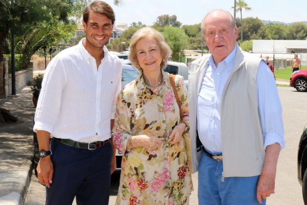 Rafa Nadal con Juan Carlos y Sofía Europa Press