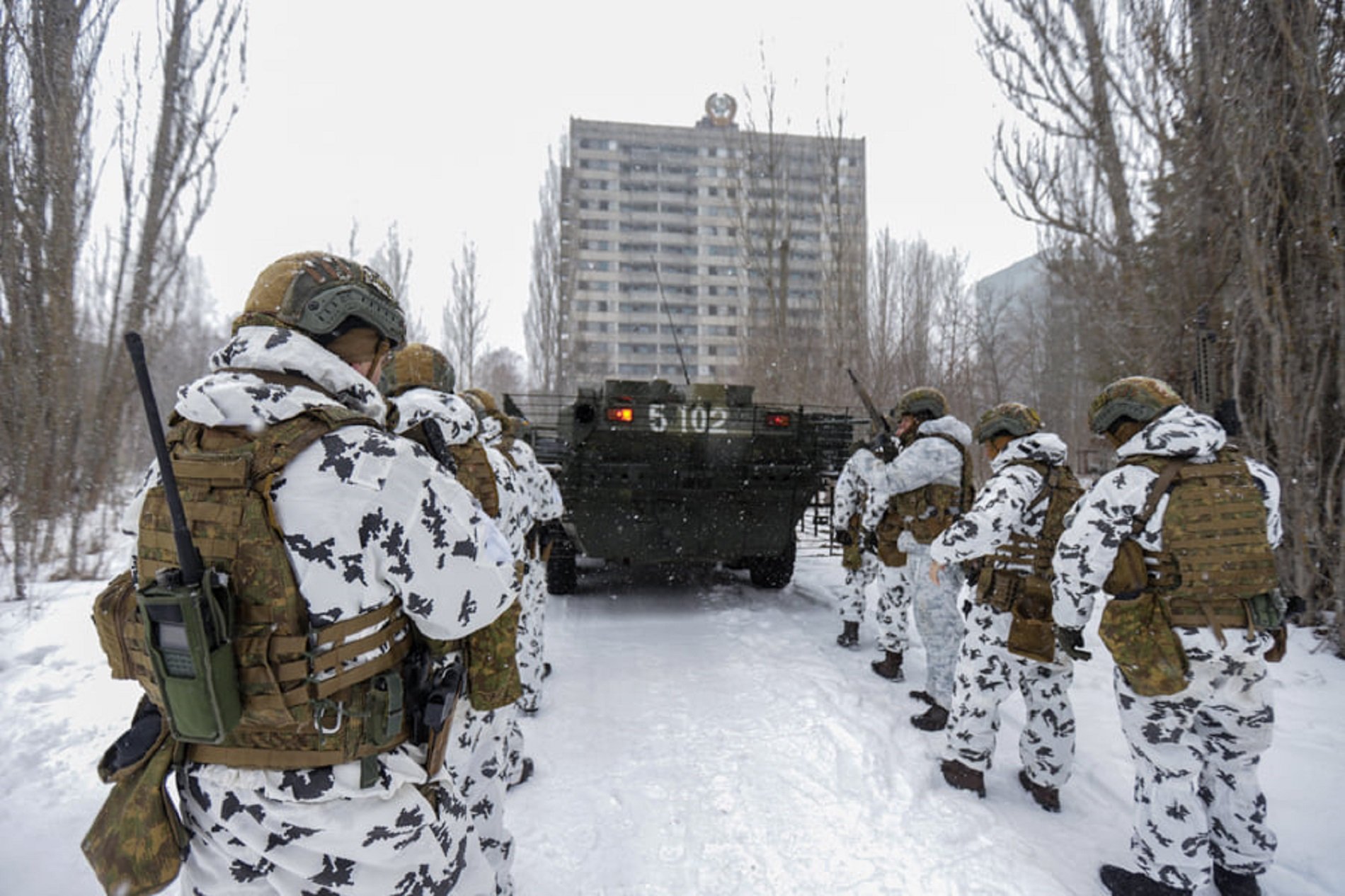 L'exercit d'Ucraïna fa maniobres a Txernòbil