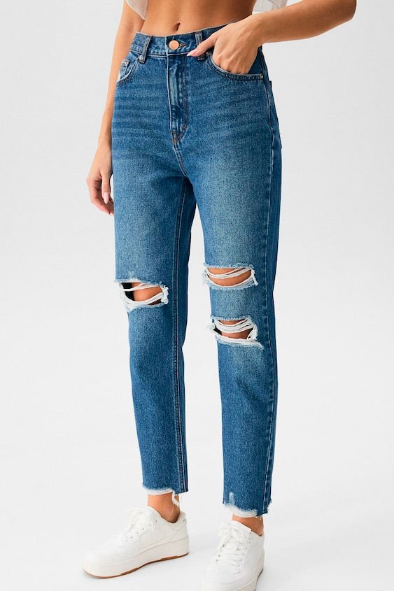 Vaqueros mom fit de Pull&Bear1