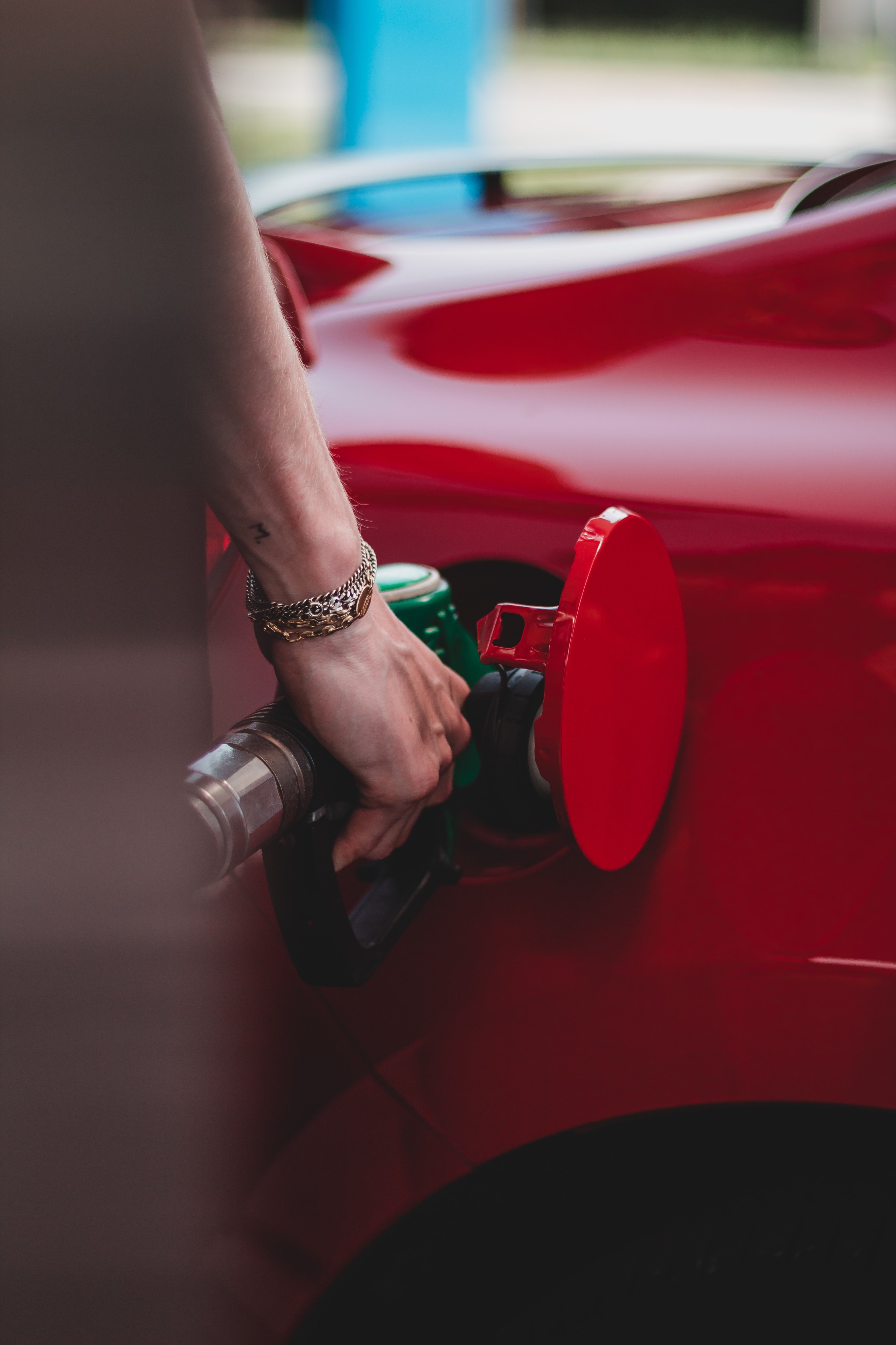 ¿Hasta cuándo la gasolina seguirá tan disparada de precio?