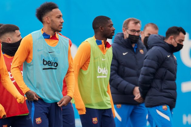 Dembele Aubameyang Barca entrenamiento EFE