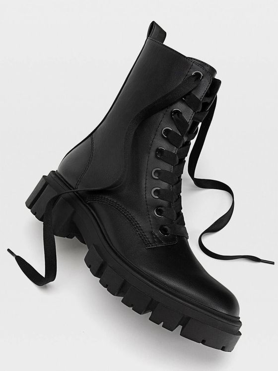Botas de Stradivarius