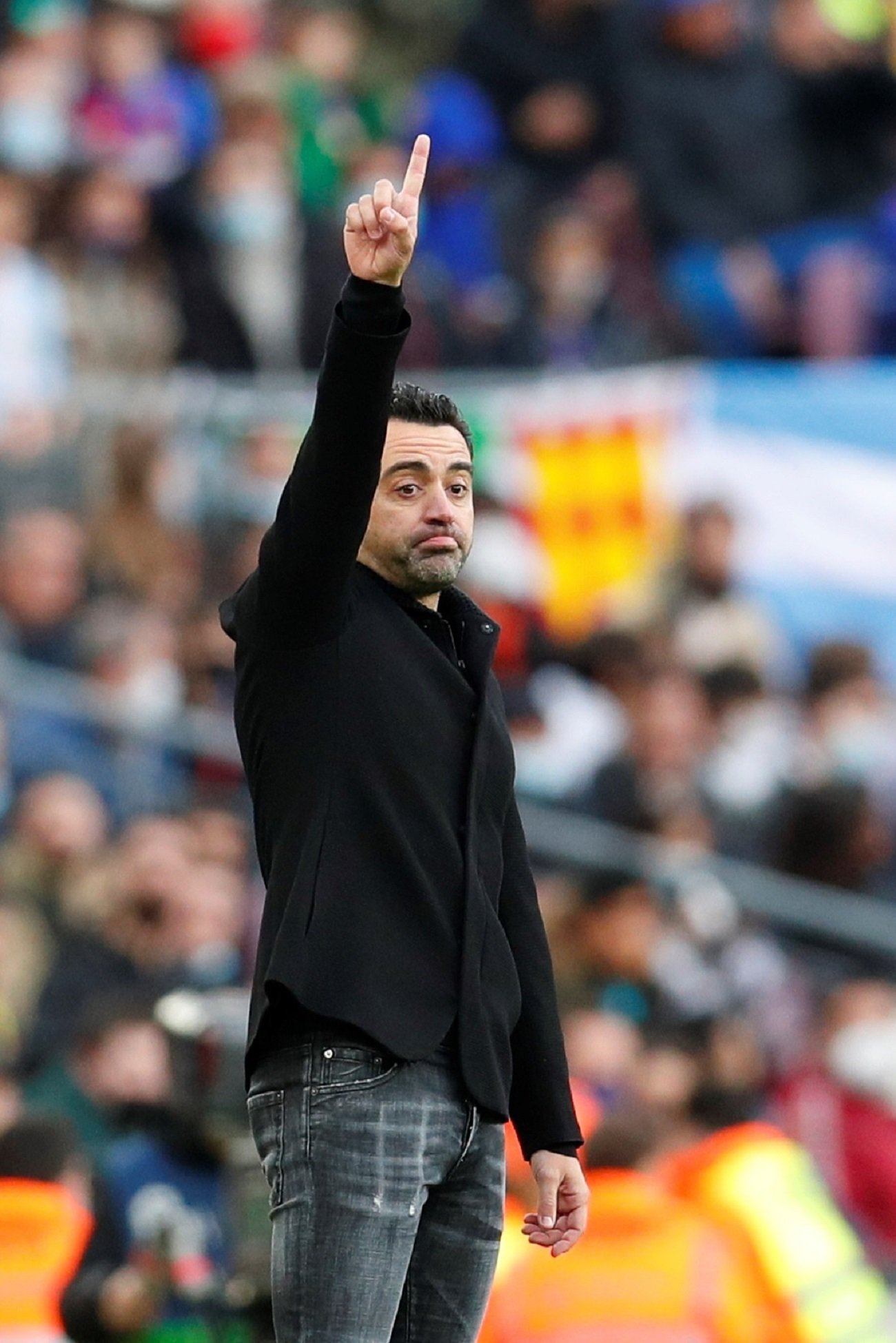 Xavi Hernández pide la renovación inmediata porque tiene más ofertas que Gavi y Araujo para salir del Barça