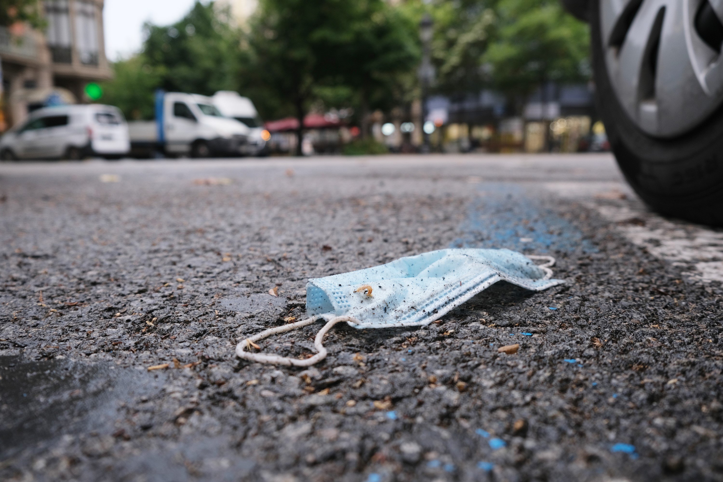 Pandèmia i contaminació: com hem de reciclar tests i mascaretes