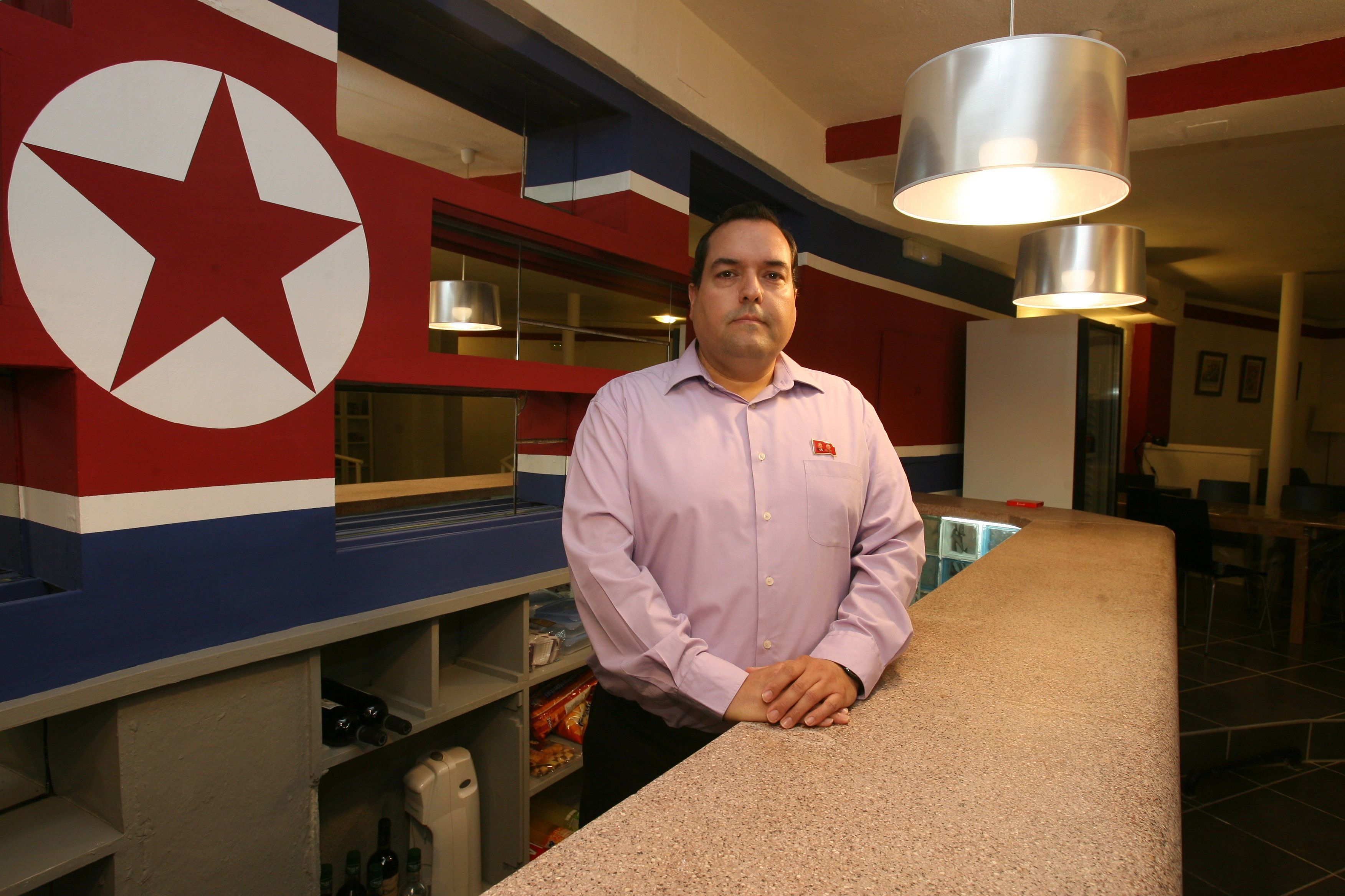 Alejandro Cao de Benós, el representante catalán de Corea del Norte, detenido en Madrid por estafa