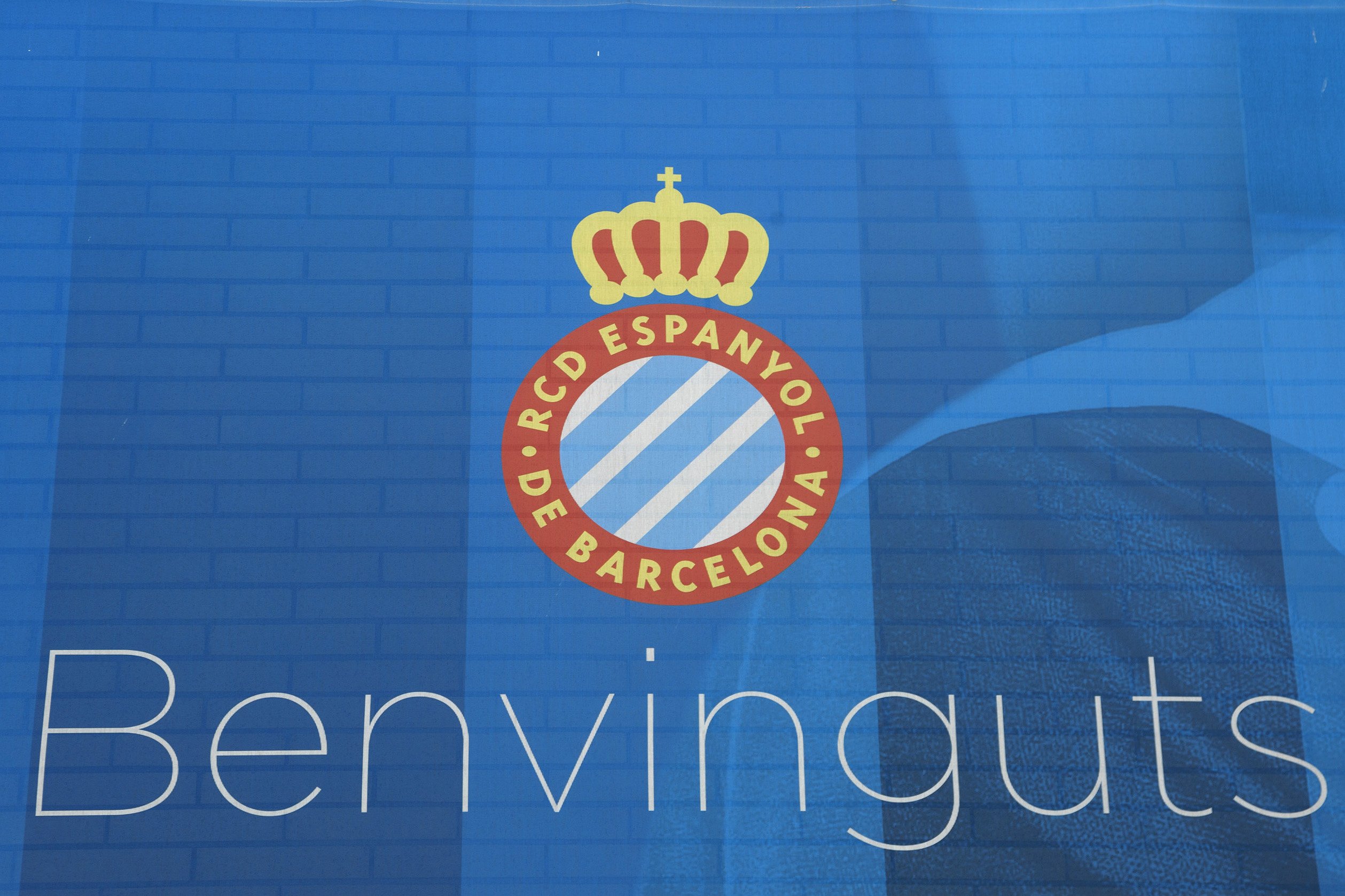 Crisis por el escudo del Espanyol 