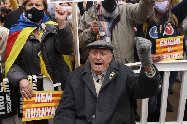 manifestacion anc parlament febrero 2022 - sergi alcàzar