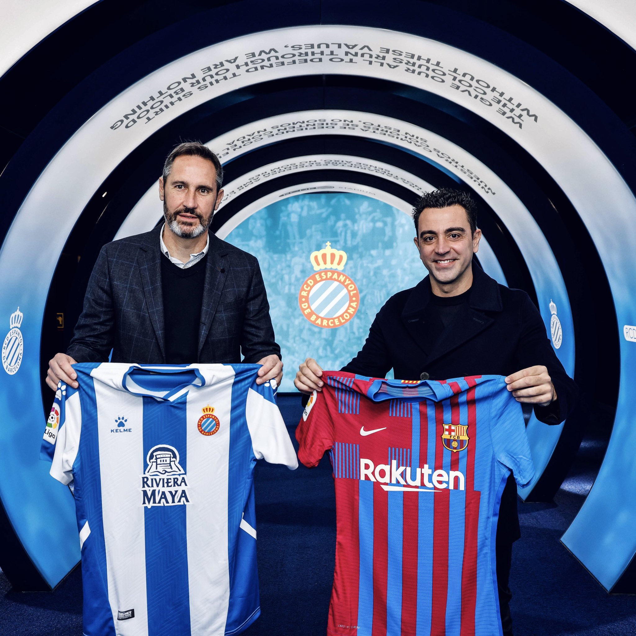 Xavi Hernández avisa del peligro del Espanyol horas antes del derbi de Barcelona